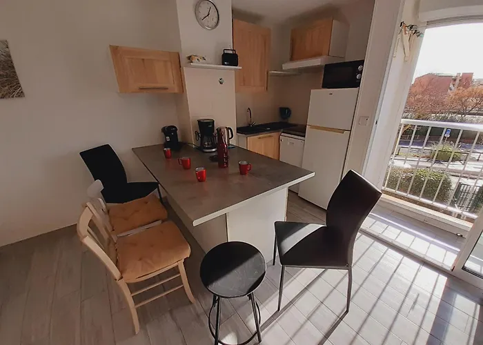 Le Colisee Joli Mt St Martin Proche Port Cap D'agde Agde